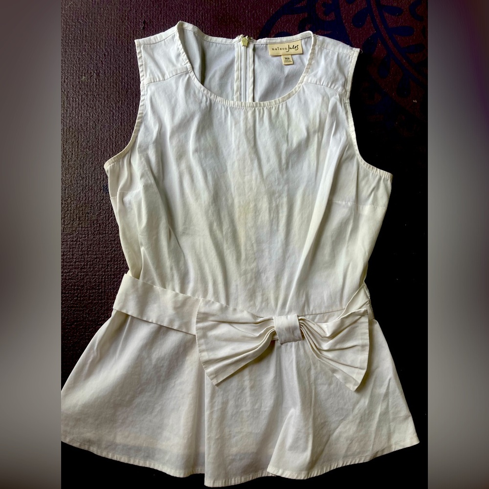 Business casual top